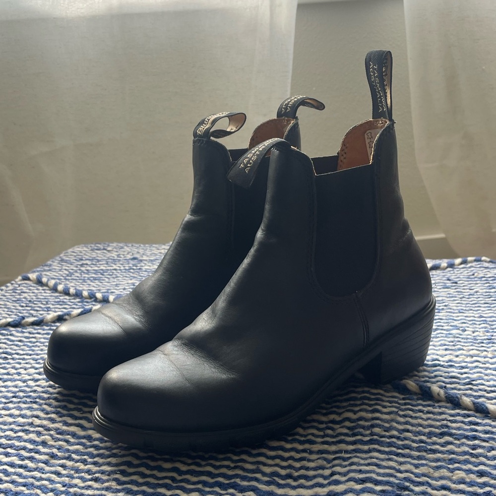 Brand new Blundstone #1671